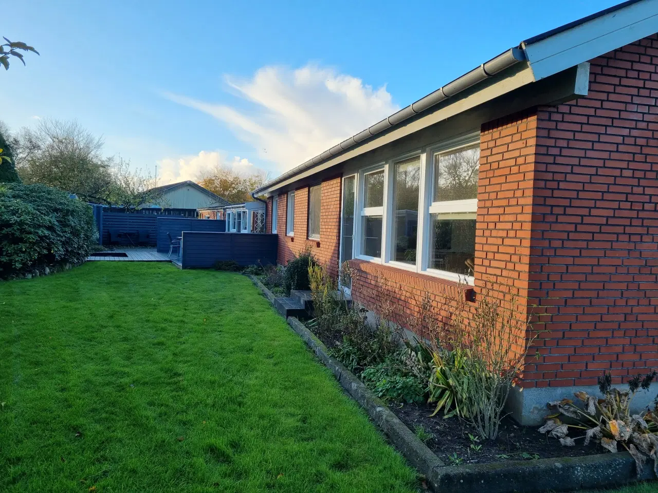 Billede 4 - Velholdt villa med stor garage og udestue.