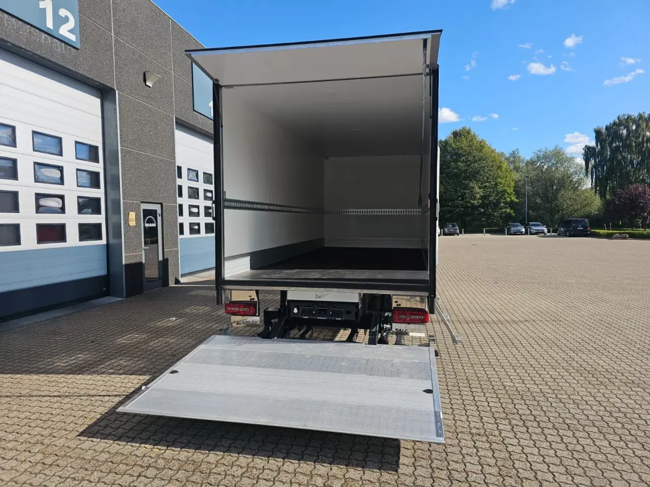 Billede 5 - MAN TGL 8.220, Lukket kasse
