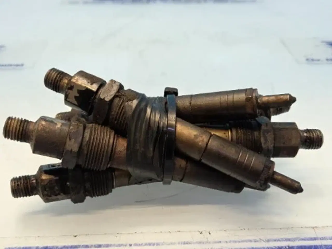 Billede 2 - Perkins 1006-60T Injektor 4222225M1  6Stk