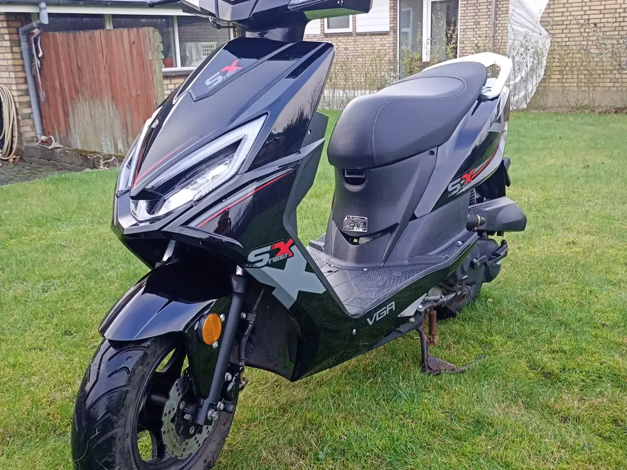 Billede 1 - VGA Street-X 30 1 ejer årg 2023