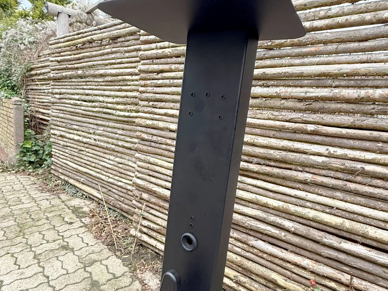 Billede 4 - Stander til ladeboks.