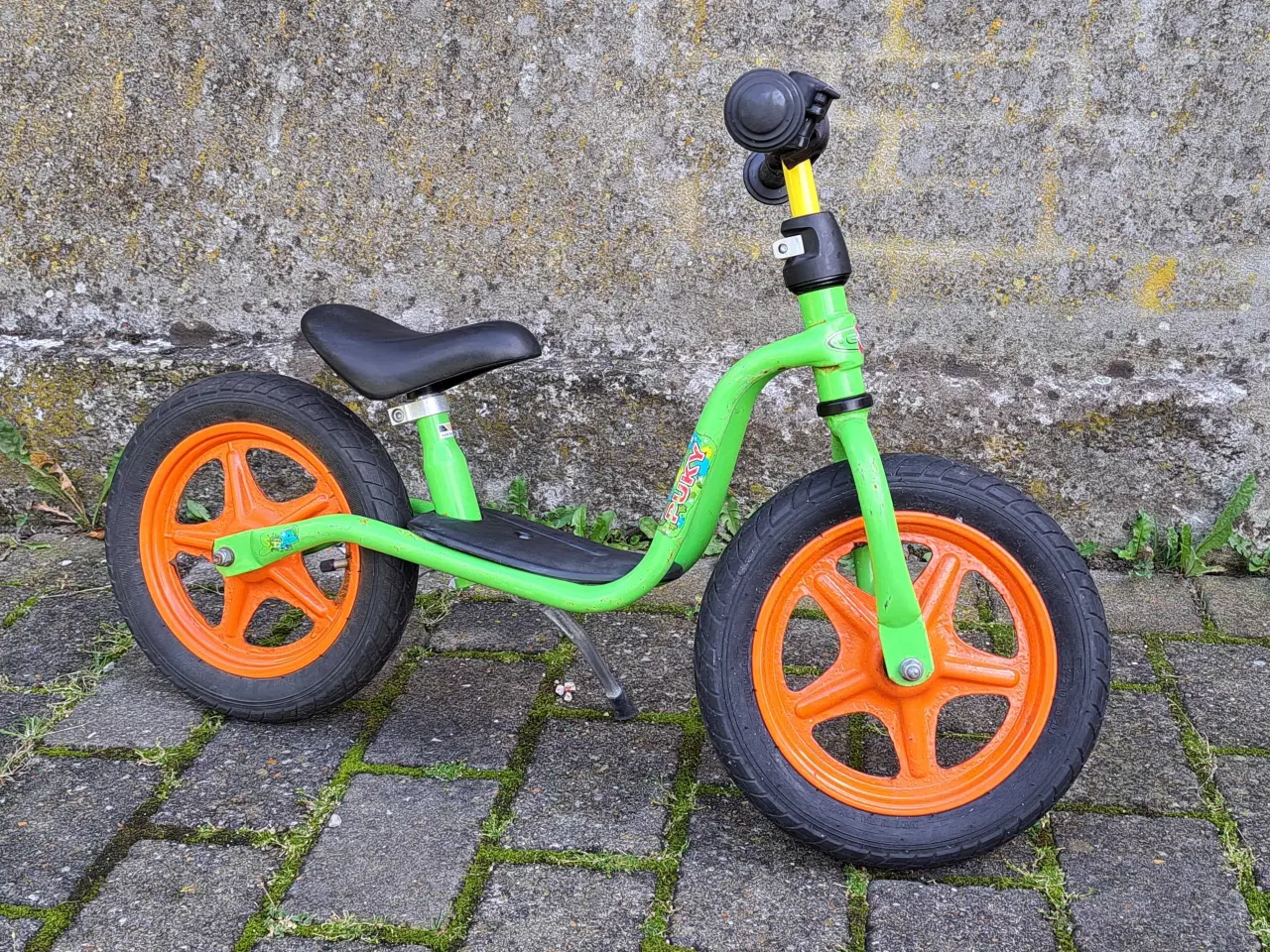Billede 2 - Puky løbecykel. 12" hjul grøn