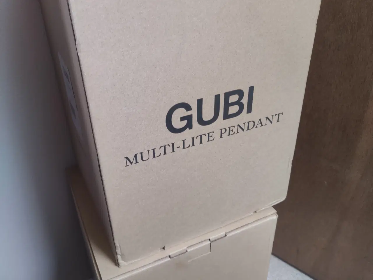 Billede 3 - GUBI Multi-Lite Pendel Stor Messing & Midnight Blu