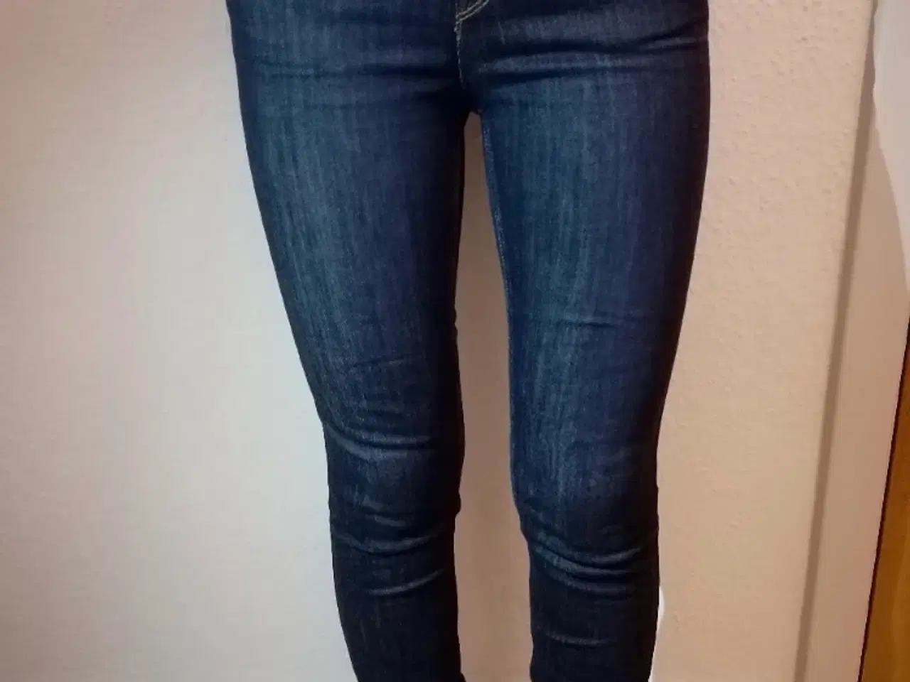 Billede 1 - Lee jeans i mørkeblå 