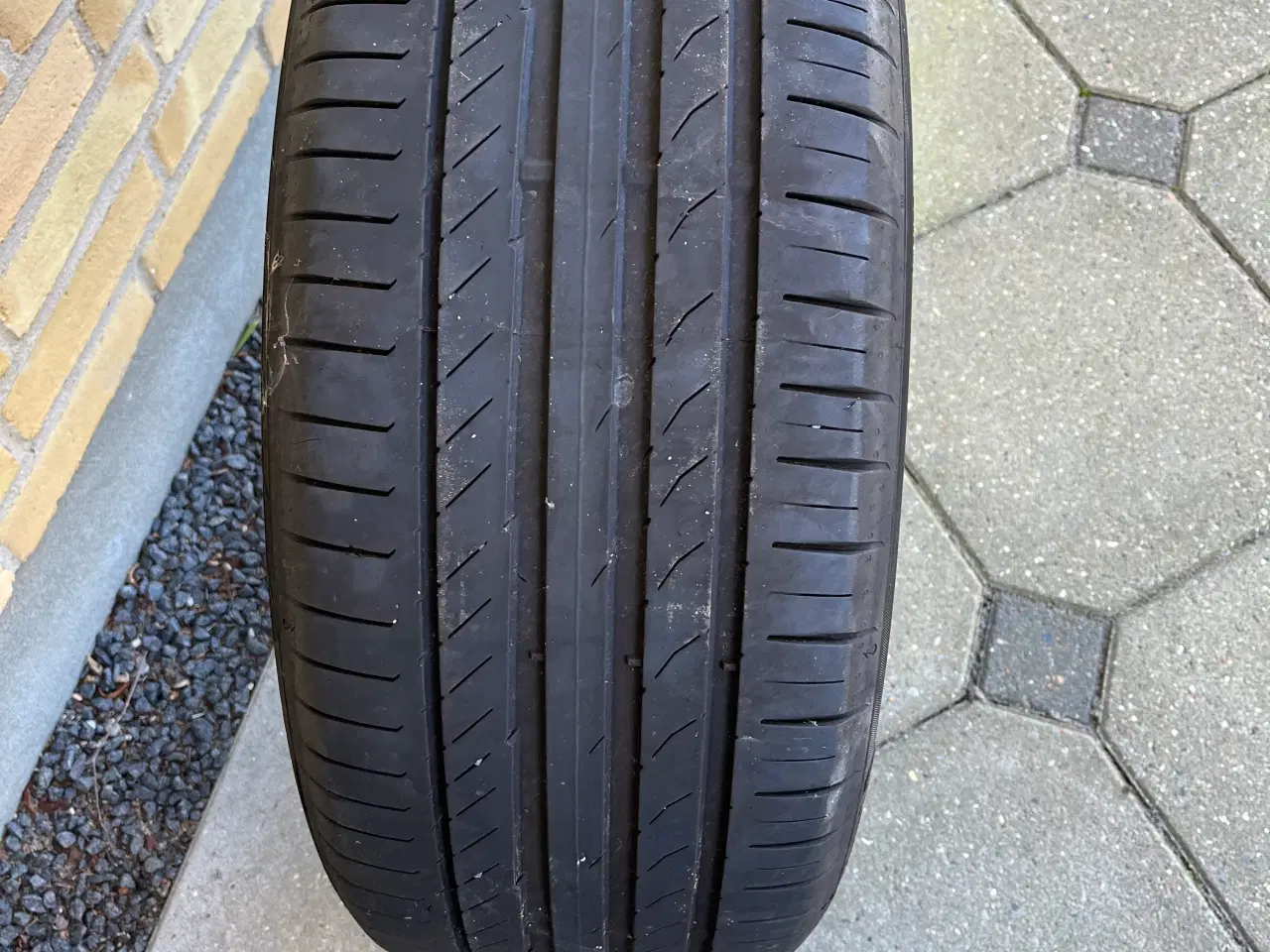 Billede 1 - Continental sommerdæk 245/45R19 Y