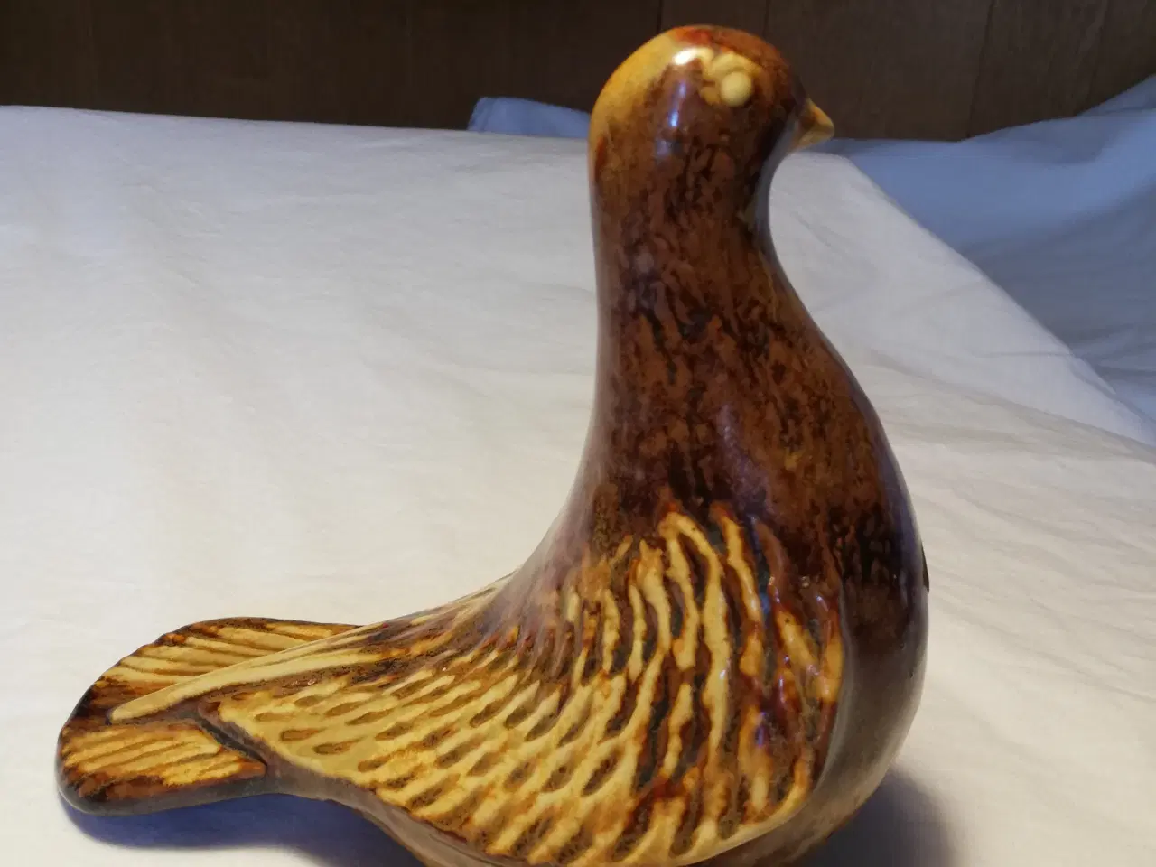 Billede 3 - Søholm due nr. 654 fra Søholm Keramik