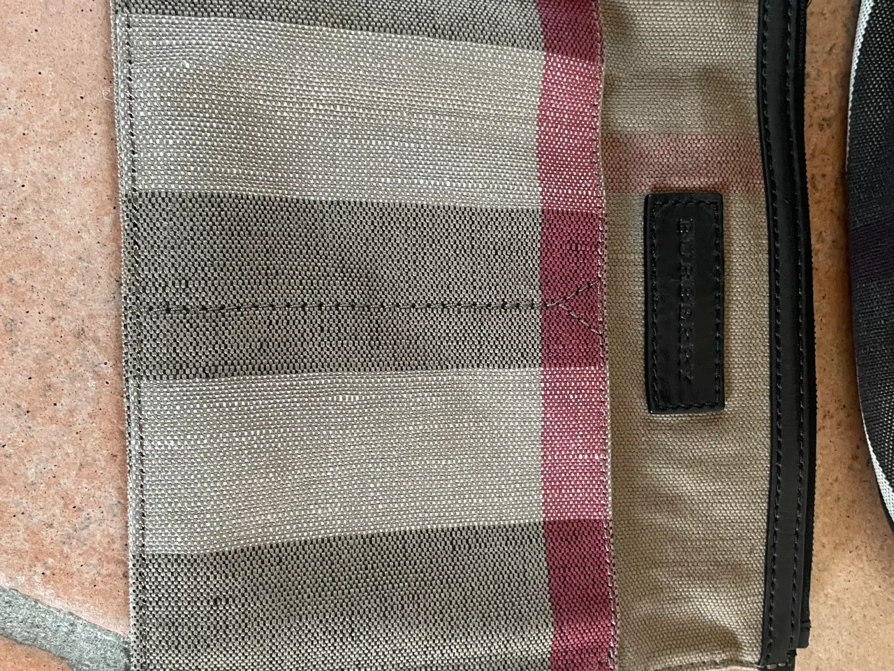 Billede 8 - Burberry kanvas taskr