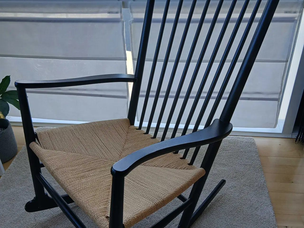 Billede 1 - Hans J Wegner J16 gyngestol