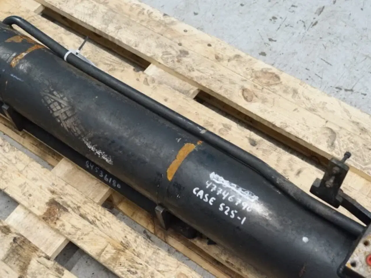 Billede 7 - Case 525 Farmlift Cylinder 47746790