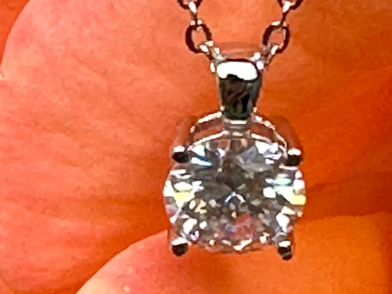 Billede 9 - Ubrugt sæt - halskæde og vedhæng af moissanite.