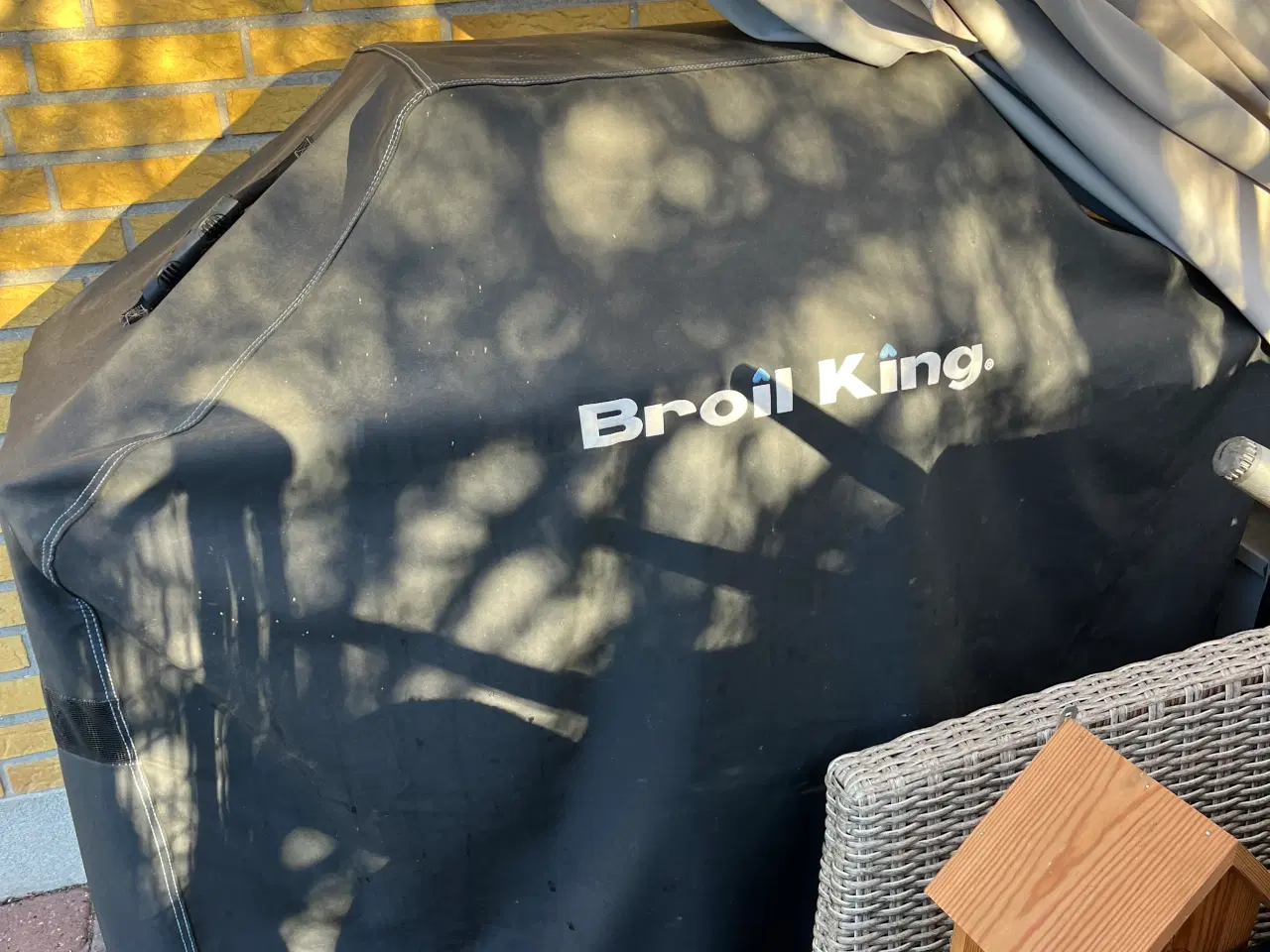 Billede 1 - Gasgrill med sidegasblus og dækken