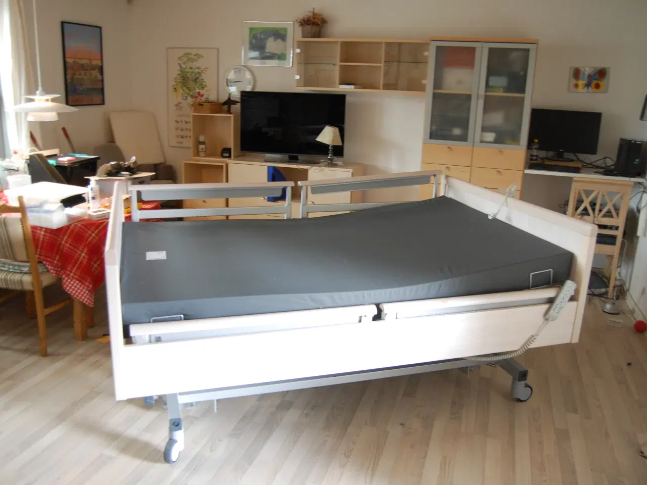 Billede 2 - Billig Pleje seng