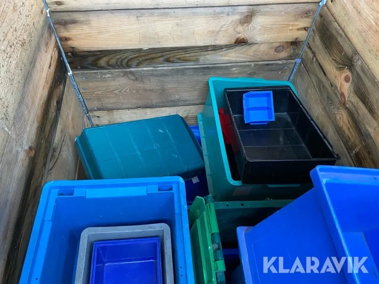 Billede 11 - Plastikkasser blandet