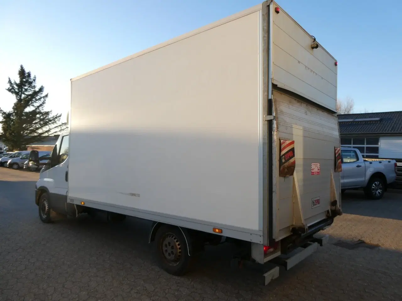 Billede 14 - Iveco Daily 2,3 35S16 Alukasse m/lift AG8