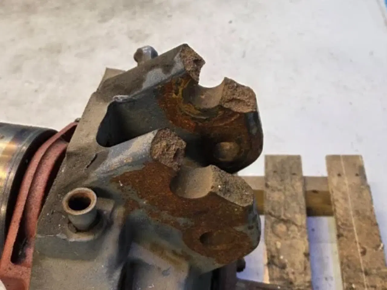 Billede 3 - New Holland M135 Pto Transmission 5157158