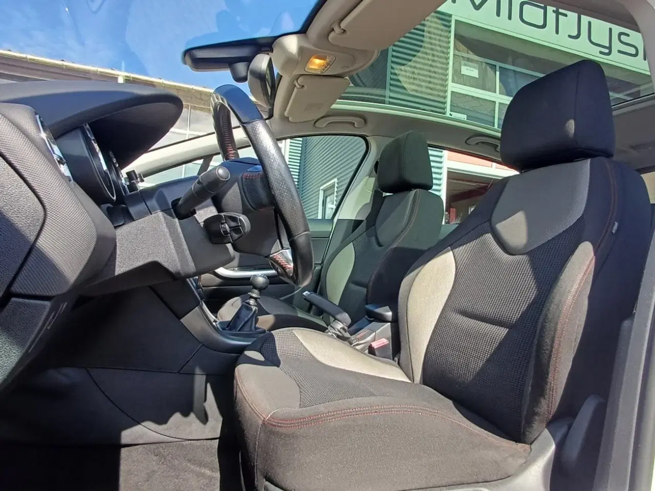 Billede 15 - Peugeot 308 1,6 HDi 110 Sportium