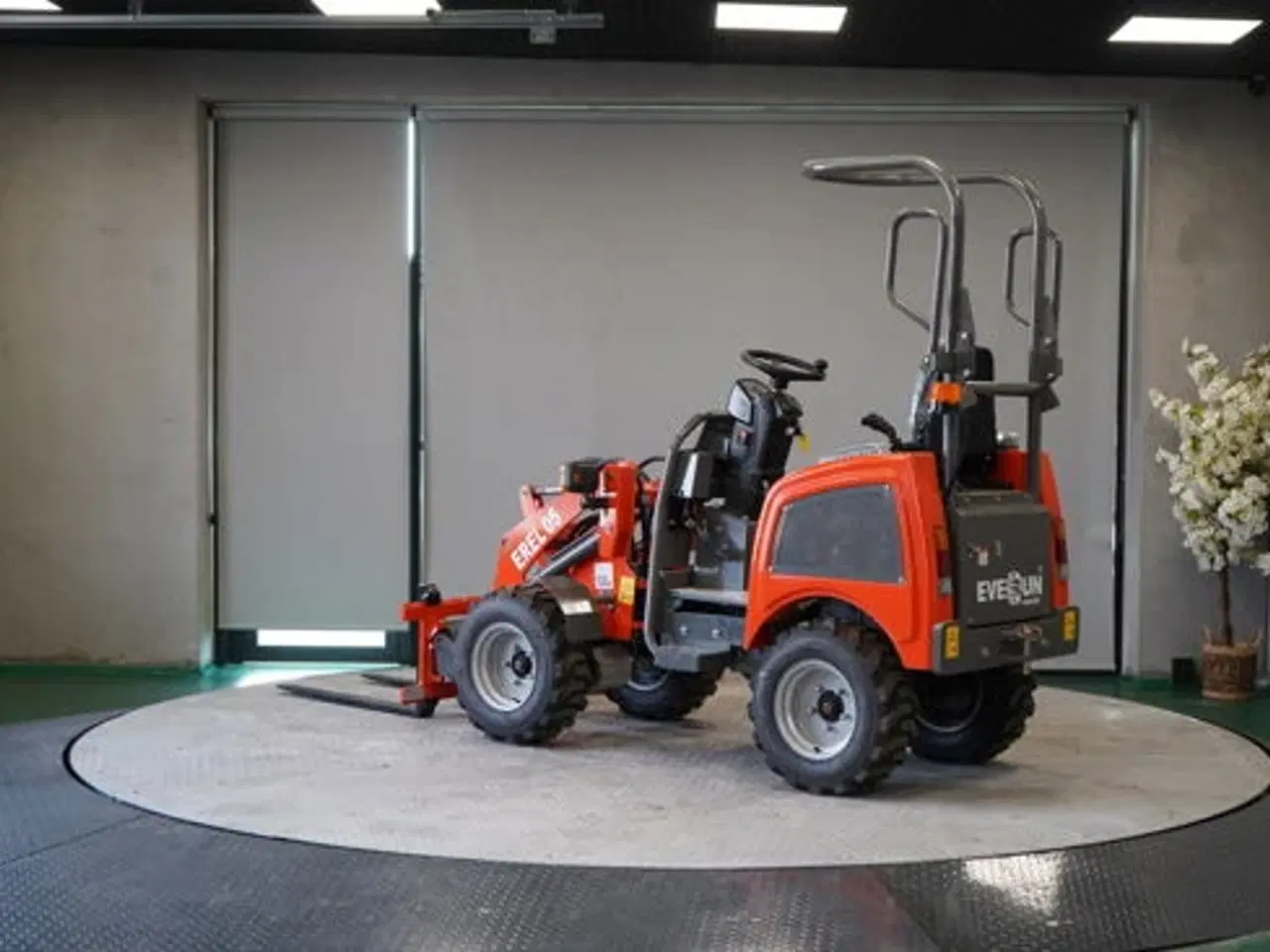 Billede 3 - MINILÆSSER – ELEKTRISK 4X4 på auktion