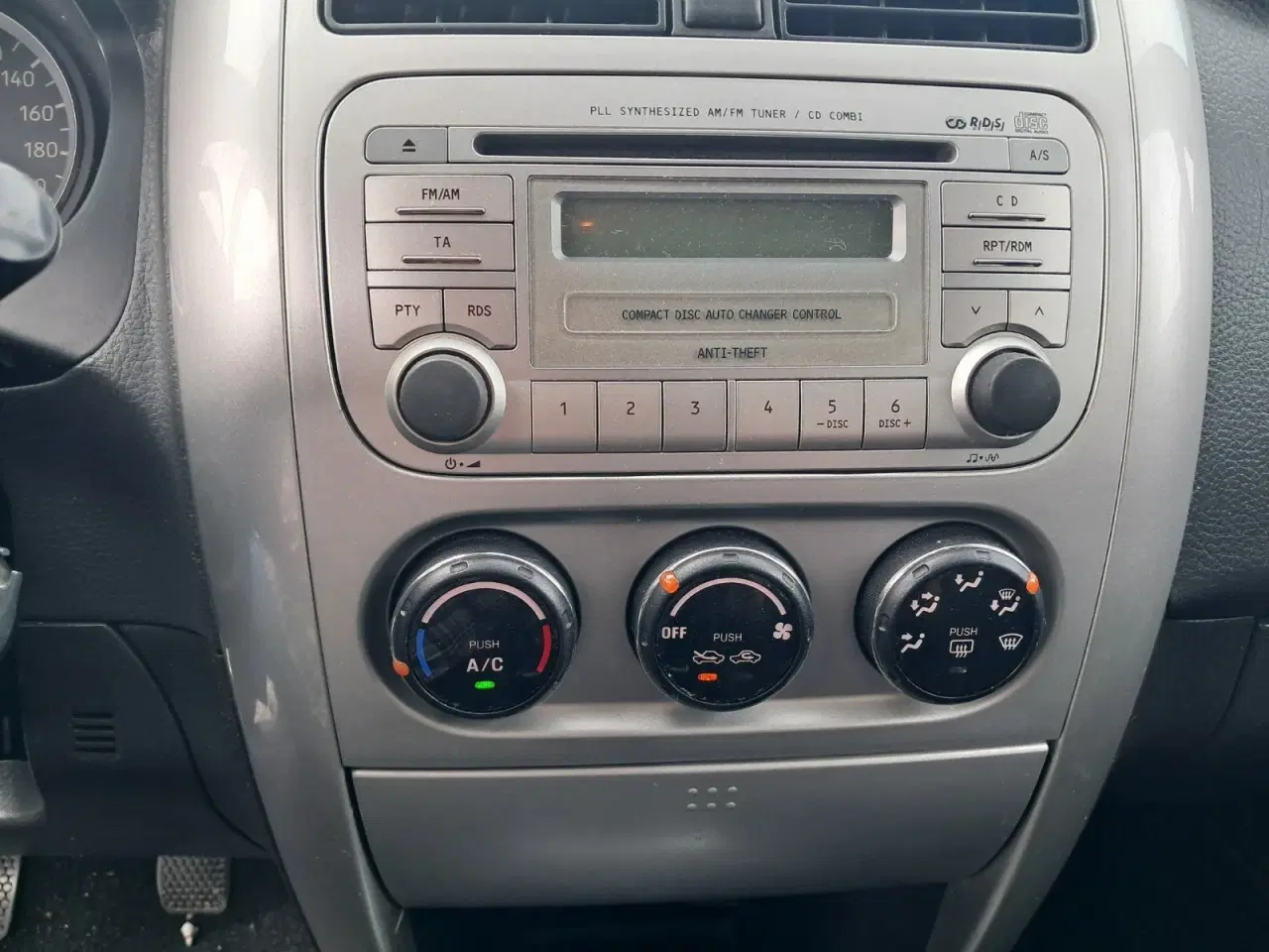 Billede 11 - Suzuki Liana 1,6 