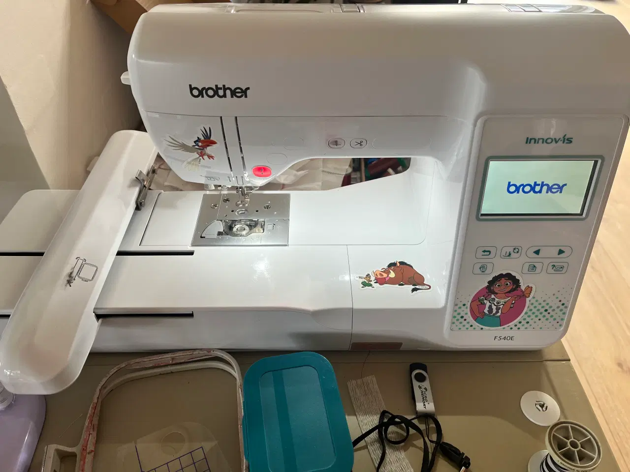 Billede 9 - Brother broderimaskine f540e