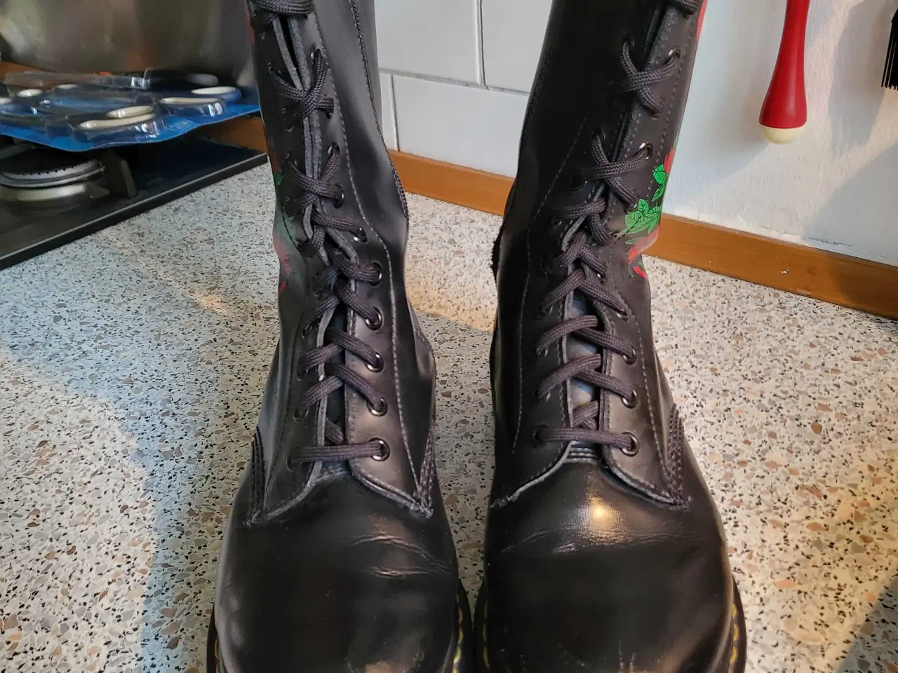 Billede 5 - Pin-up limited edition Dr. Martens