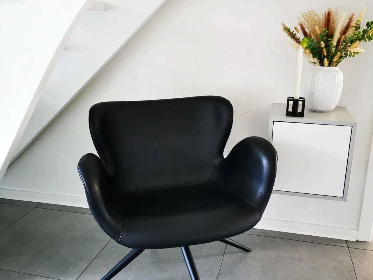 Billede 2 - Loungestol sort kunstlæder 