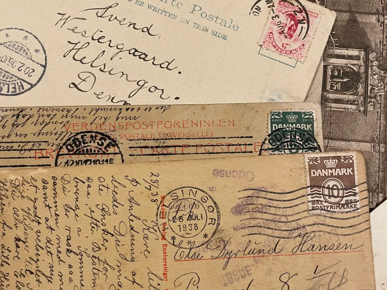 Billede 3 - Gamle postkort med frimærker.