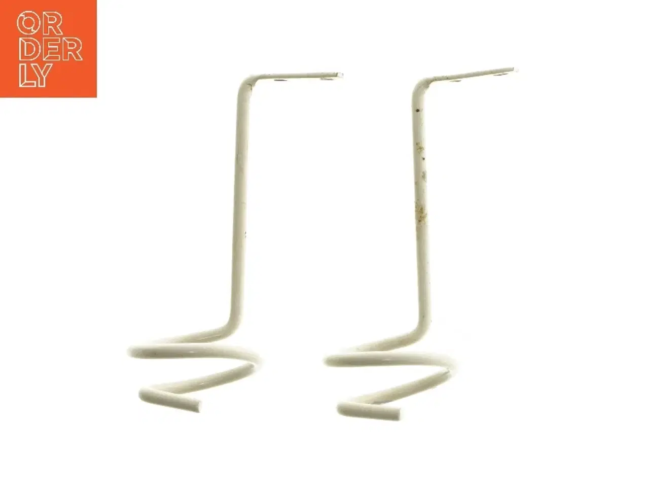 Billede 1 - To hvide vægkroge (str. 15 cm)