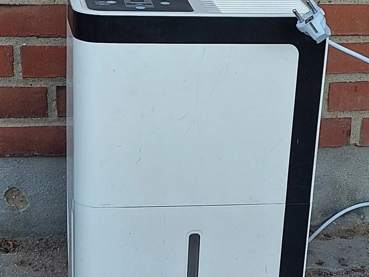 Billede 2 - Affugter ca. 10 liter sælges