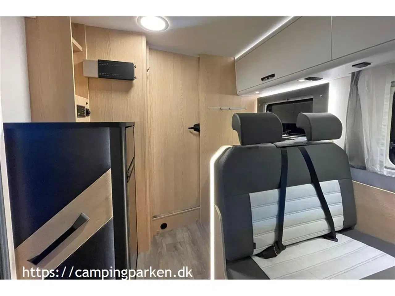 Billede 7 - 2024 - SunLight T 690L Adv. Edition aut. Sunlight autocamper med meget udstyr, automatgear og få kilometer