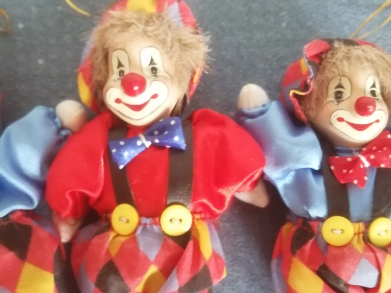 Billede 2 - 3 Smukke Porcelænsklovne