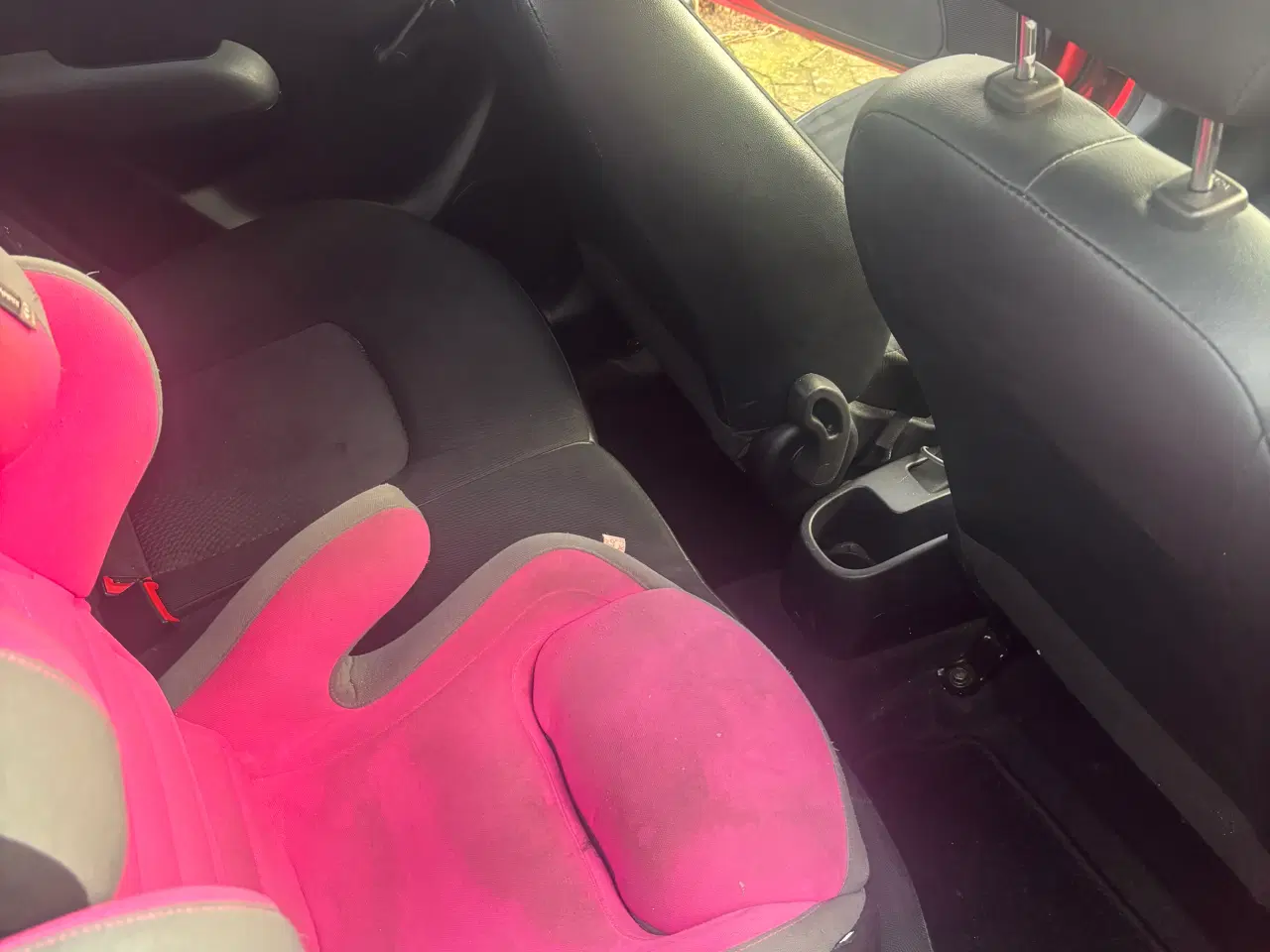 Billede 2 - HYUNDAI I10 2013 lav kilometertal