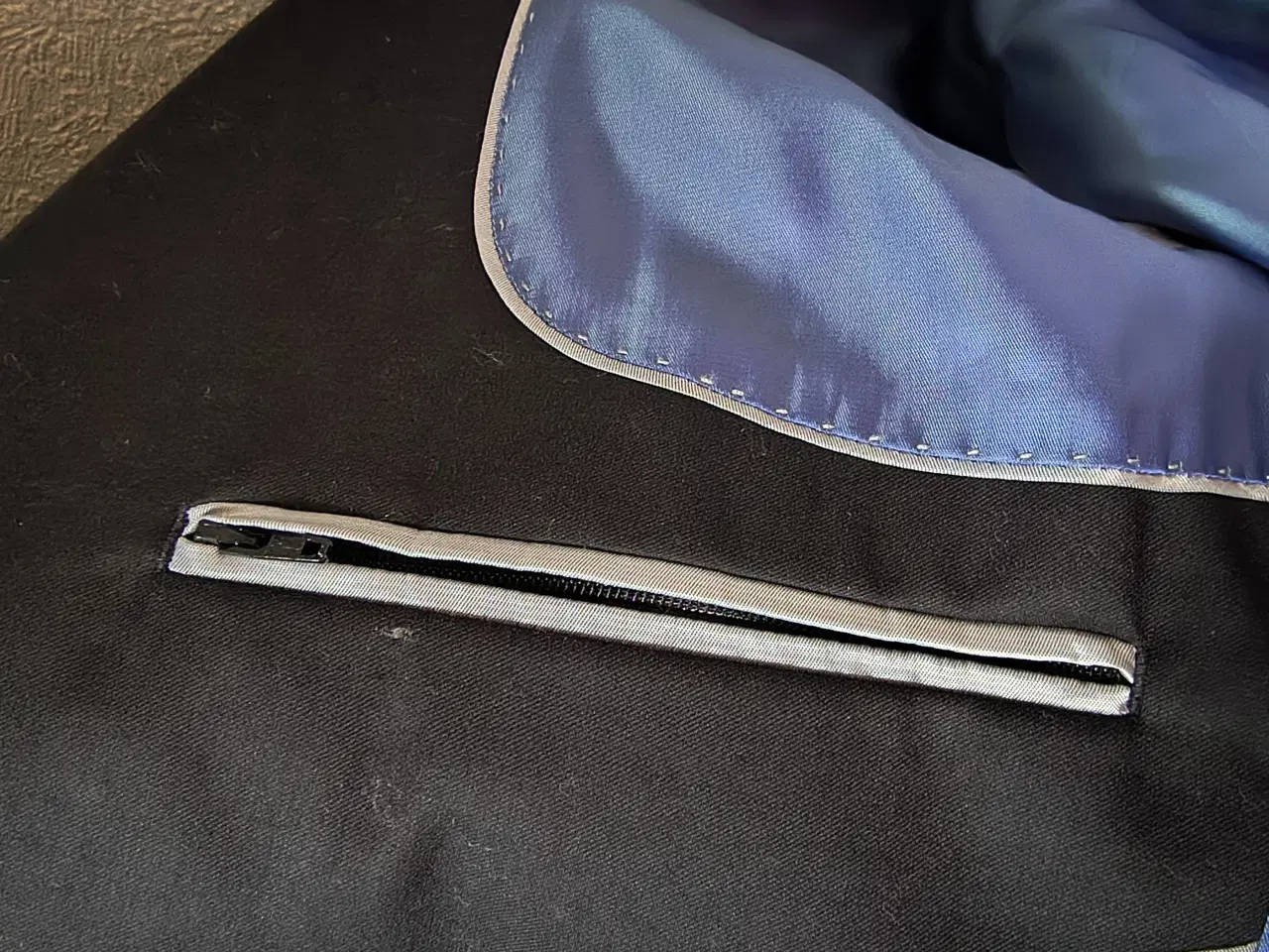 Billede 6 - Konfirmationshabit/Sort jakkesæt