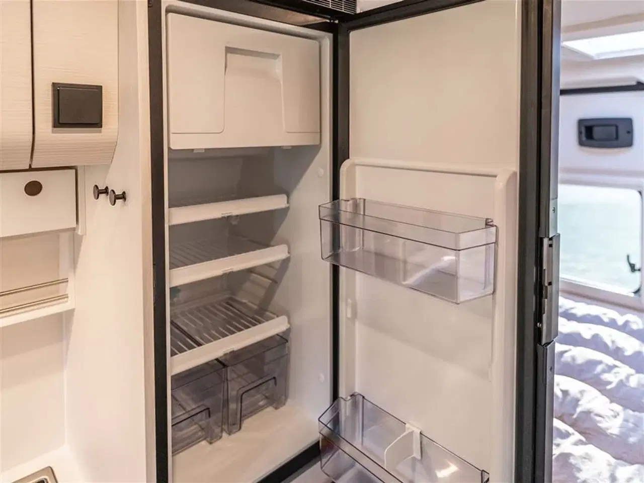 Billede 14 - 2026 - Tourne 6.0 Select aut. gear - Black - 180HK