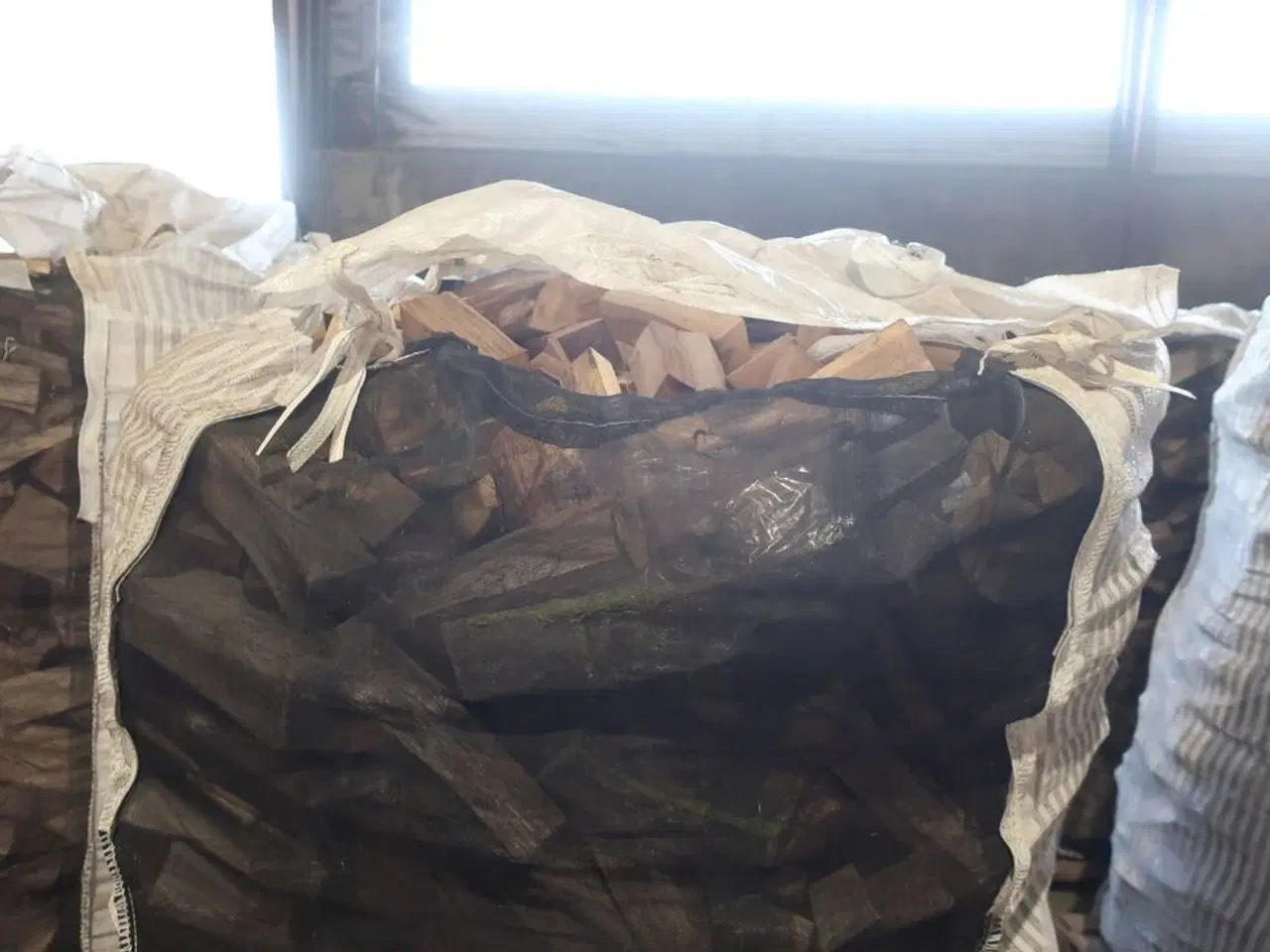 Billede 2 - 1,8 kbm. Brænde af bøg