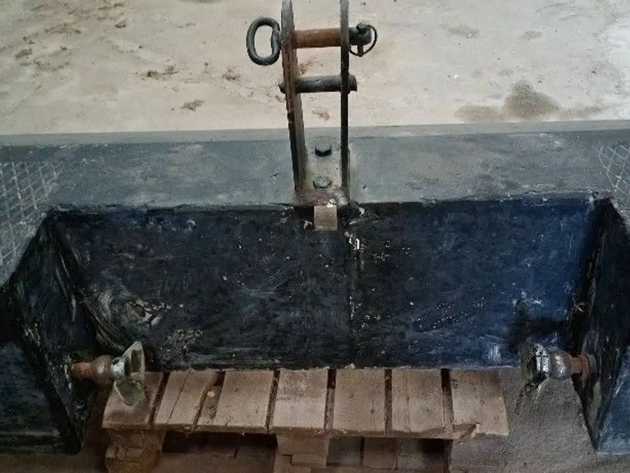 Billede 1 - frontvægt til traktor 