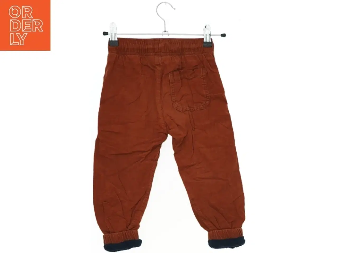 Billede 2 - Børnebukser i brun farve fra H&M (str. 104)