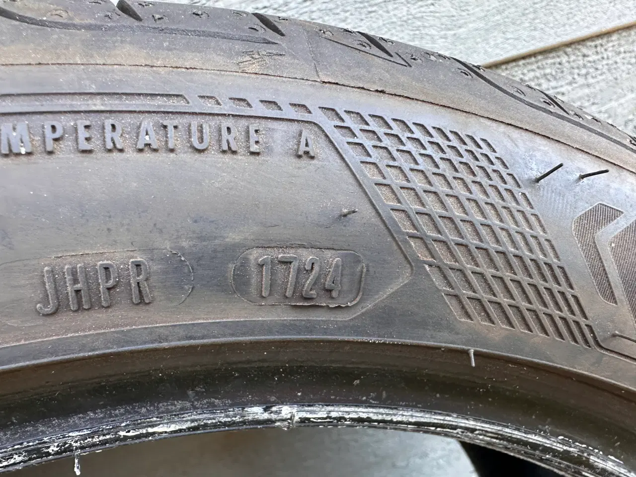 Billede 3 - 2 x Goodyear sommerdæk 225/45-17