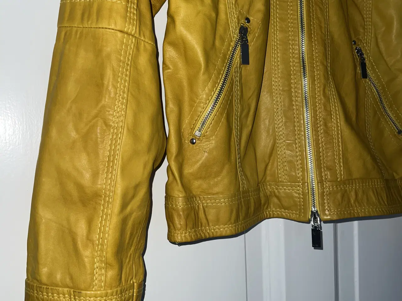 Billede 2 - Læder jakke