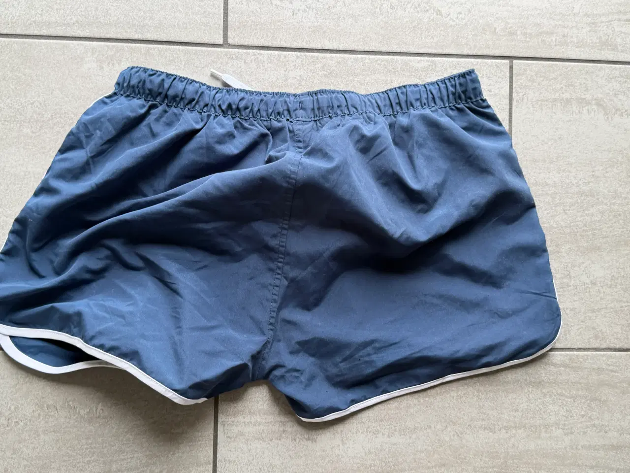 Billede 3 - Ellesse, shorts, badshorts