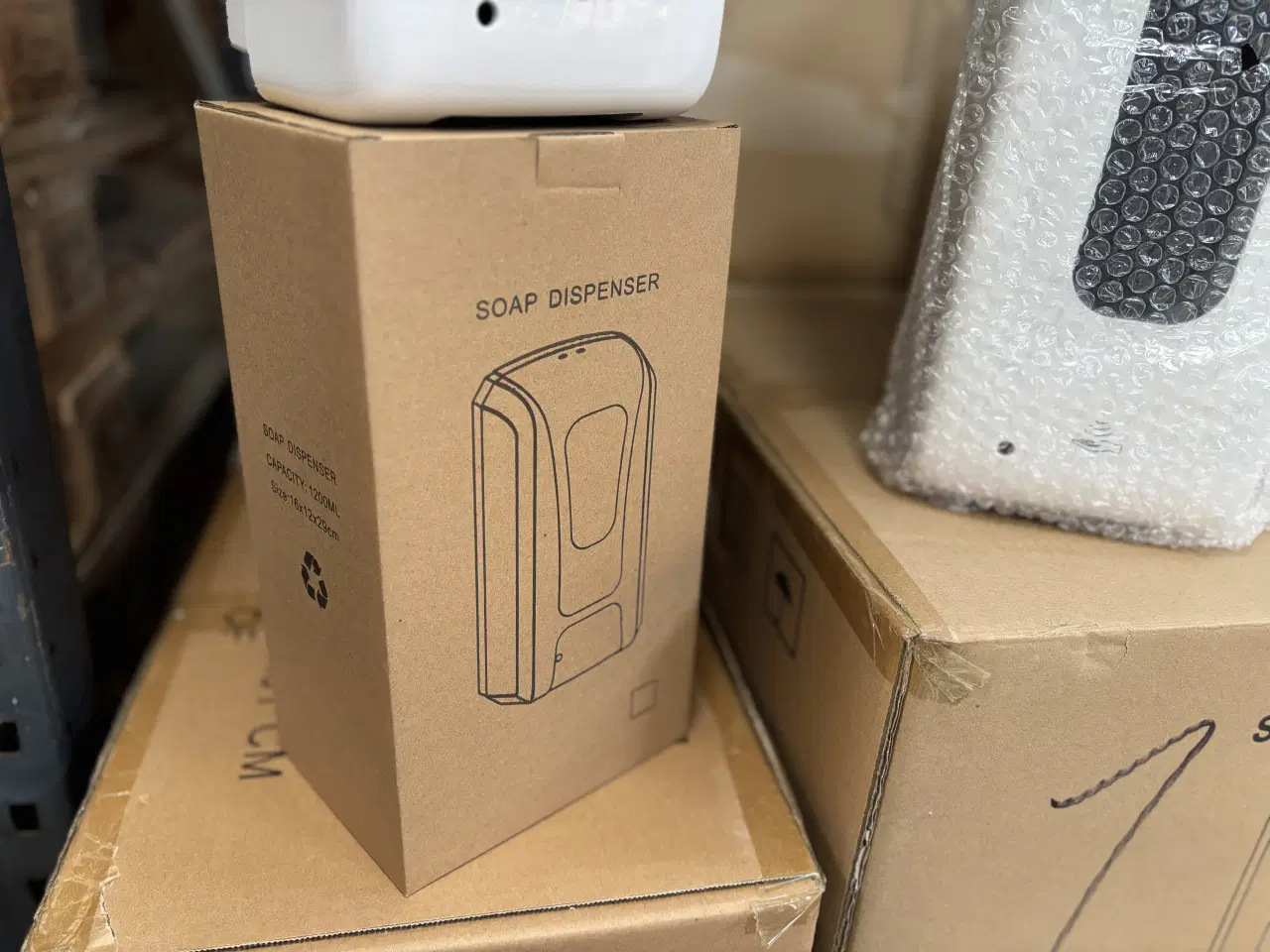 Billede 3 - Sæbe dispenser - Mange stk haves