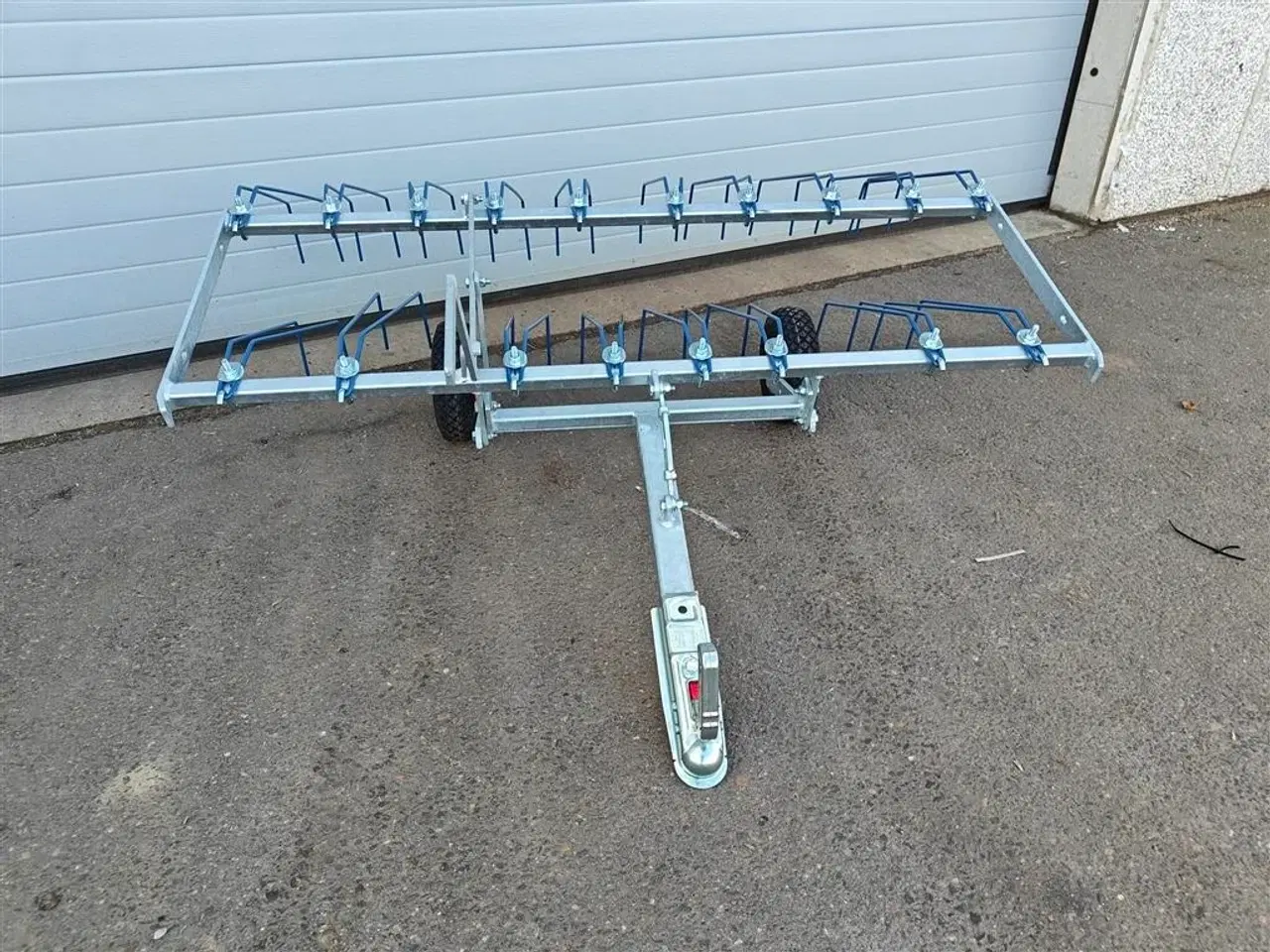 Billede 5 - Anker Bjerre Riven Gårdspladsstrigle 150cm Inkl. kugletræk