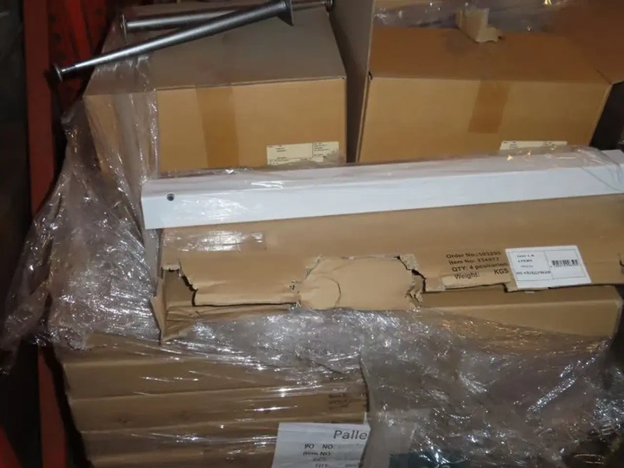 Billede 7 - Palle med hvidlakerede bordben og sokkelben