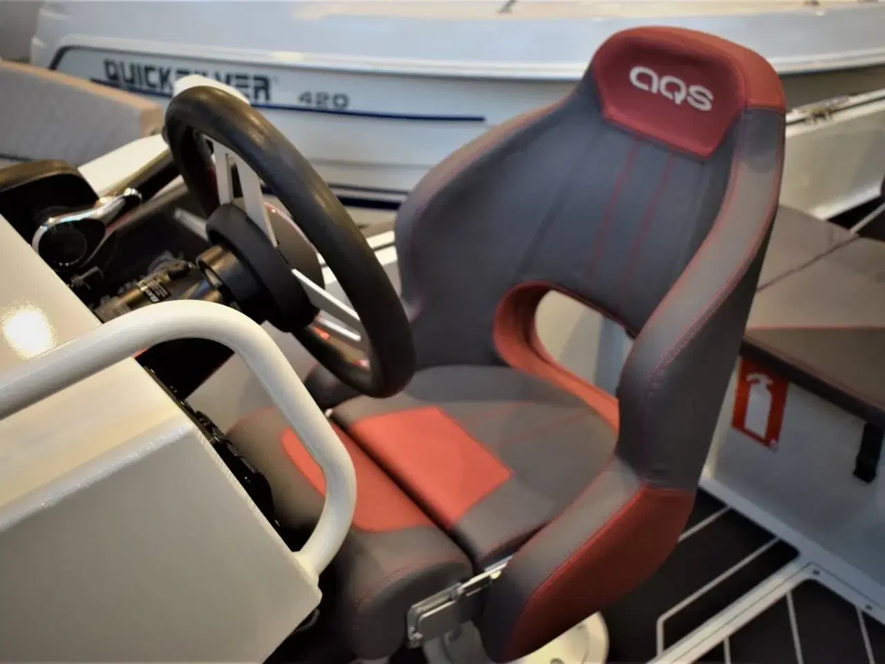 Billede 13 - Aqua Spirit 585DC - 130 HK Yamaha/Udstyr