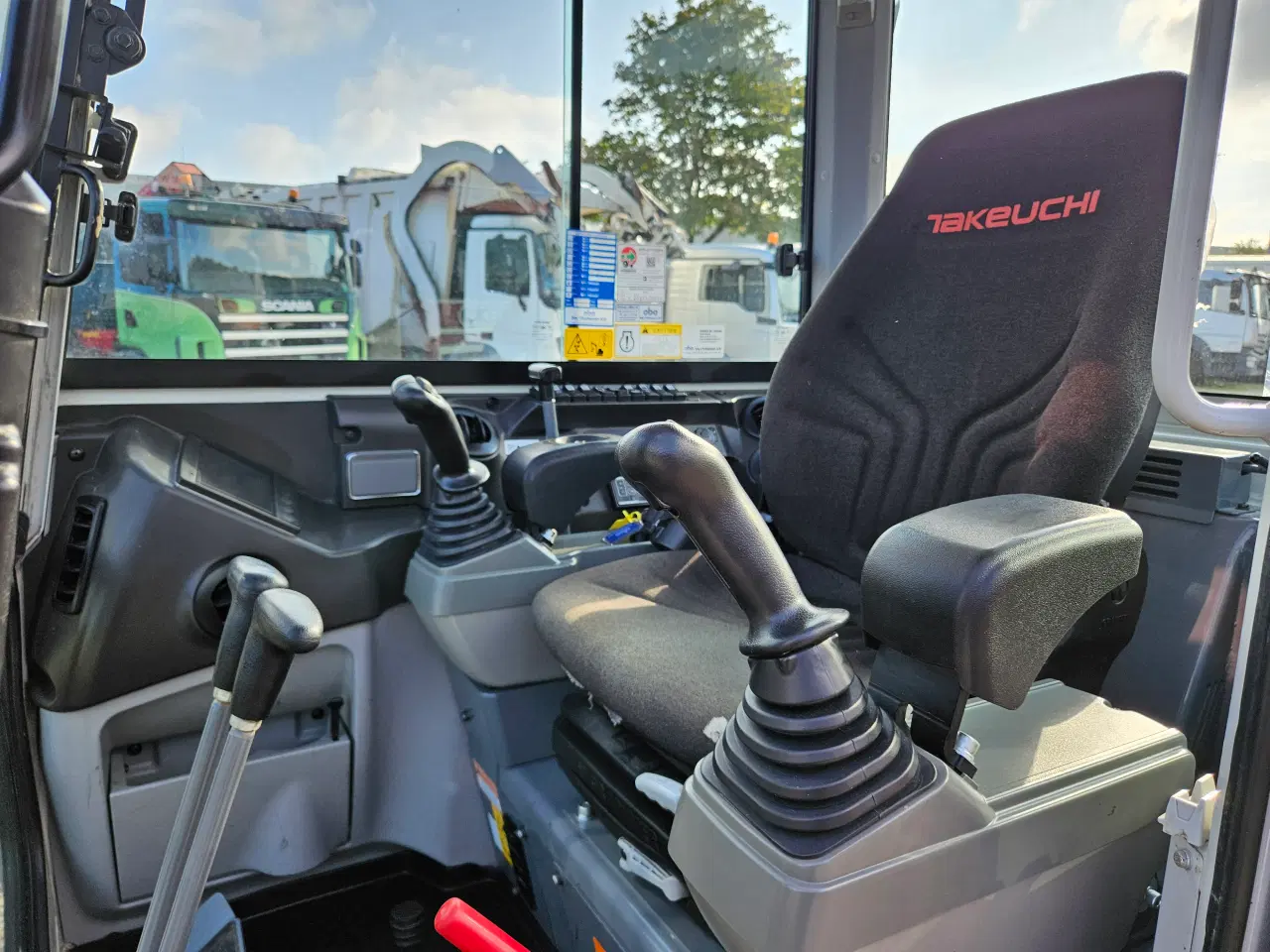 Billede 20 - Takeuchi TB 240 //3 Skovle//