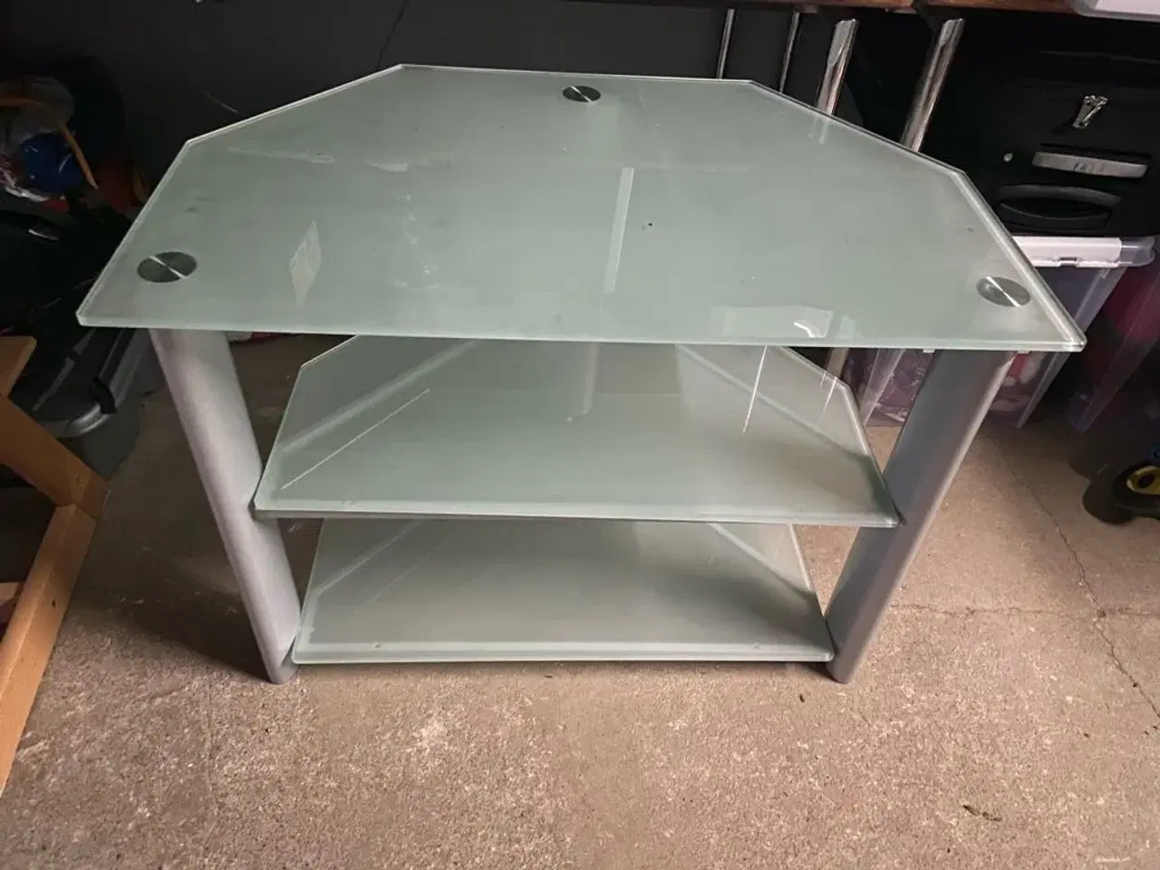 Billede 1 - TV bord i glas/alu