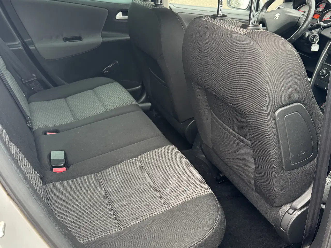 Billede 12 - Peugeot 207 1,6 HDI St.car 92 HK