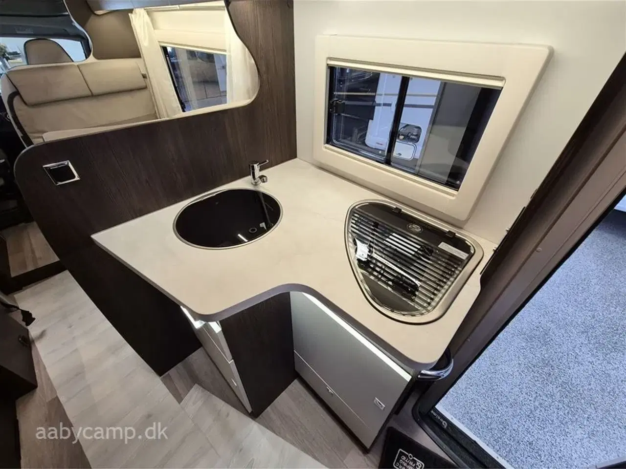 Billede 15 - 2021 - Benimar Sport 323 NK   Den Perfekte Familie camper. NK pakke. automatgear. solceller. 2x lithium batteri. 2000w inverter. Bemærk kun 20,000 Km !!!!