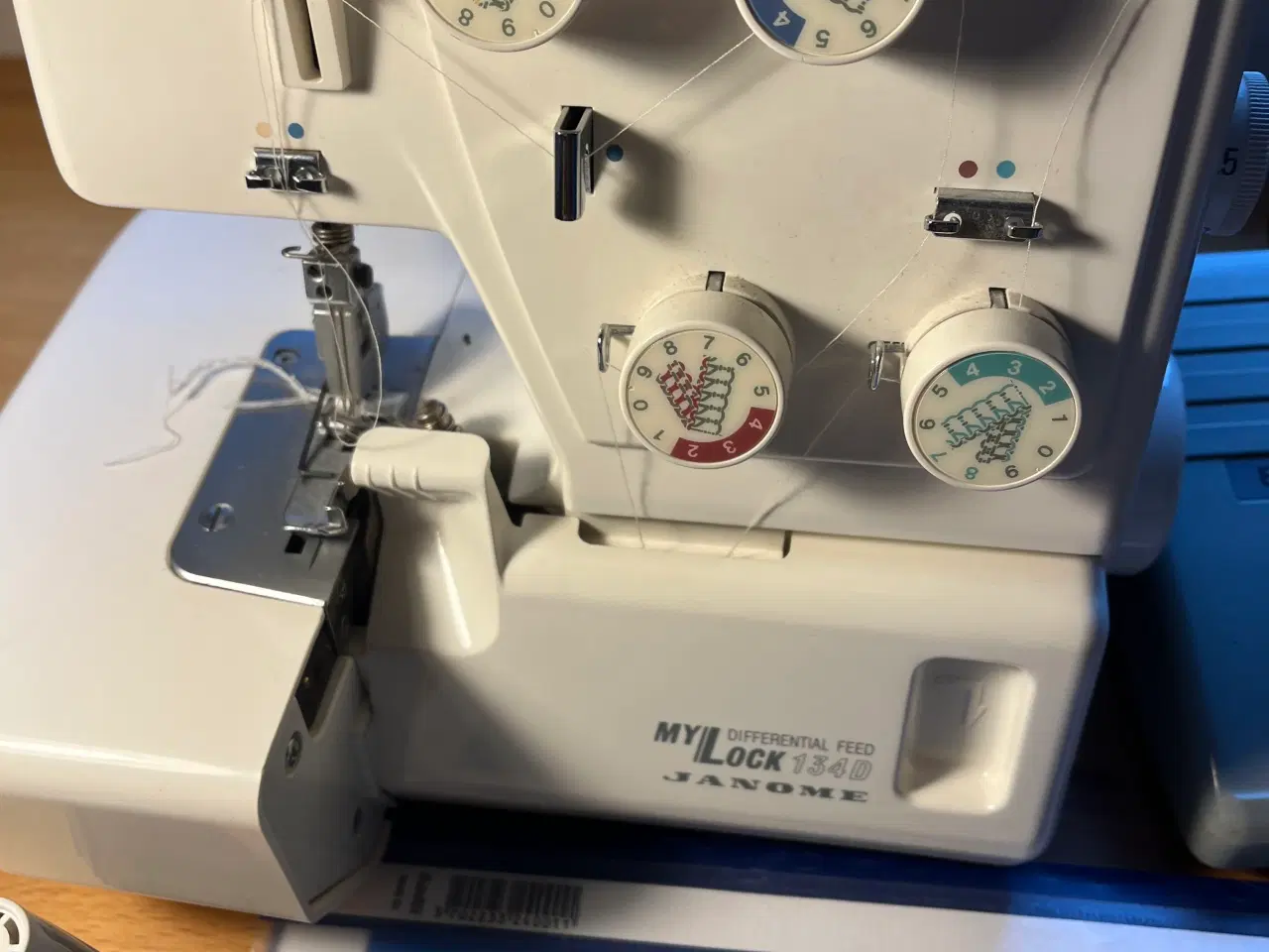Billede 1 - Janome 134D Overlocker.