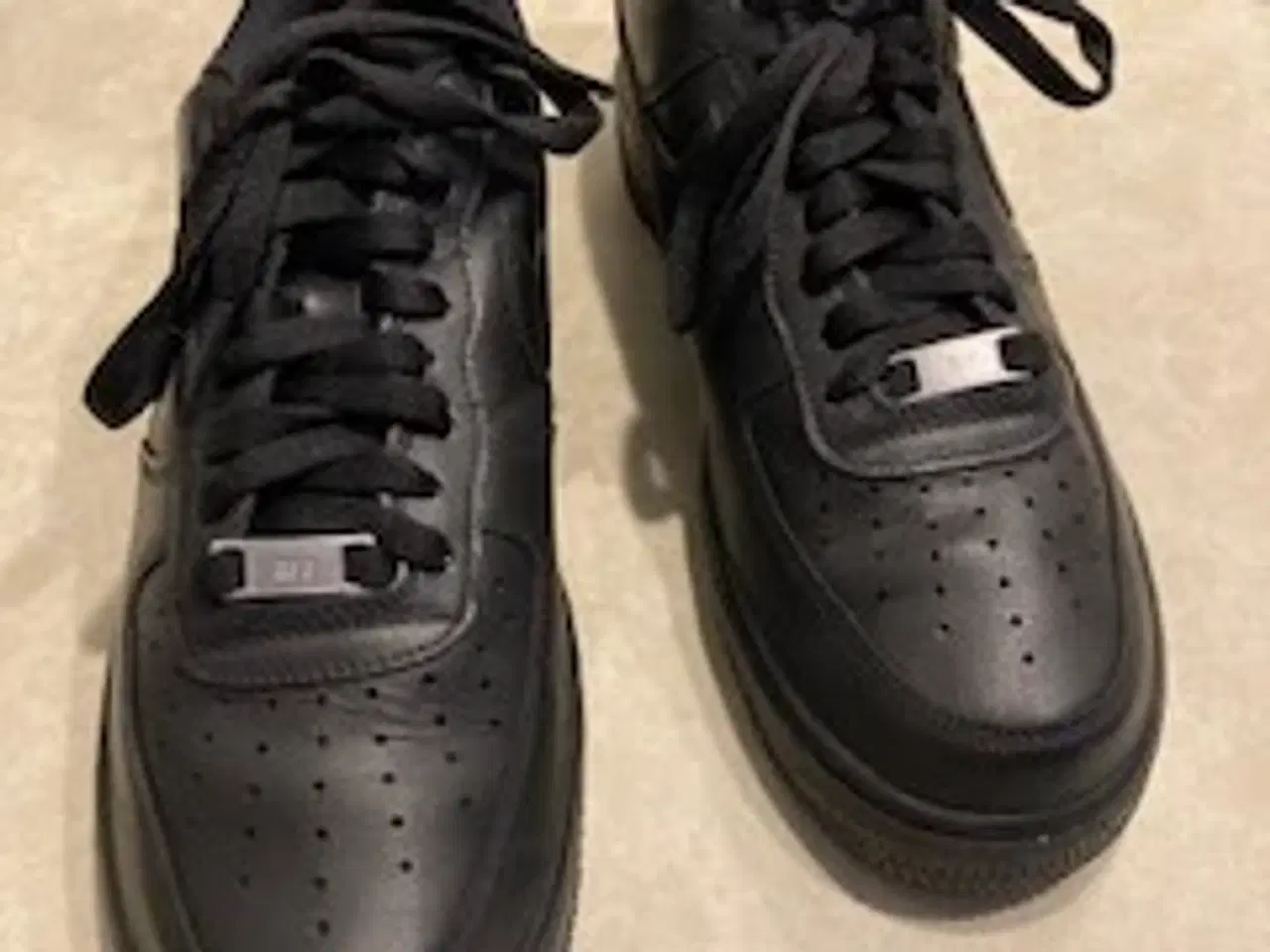 Billede 2 - Sneakers, herre, model Nike Air Force 1
