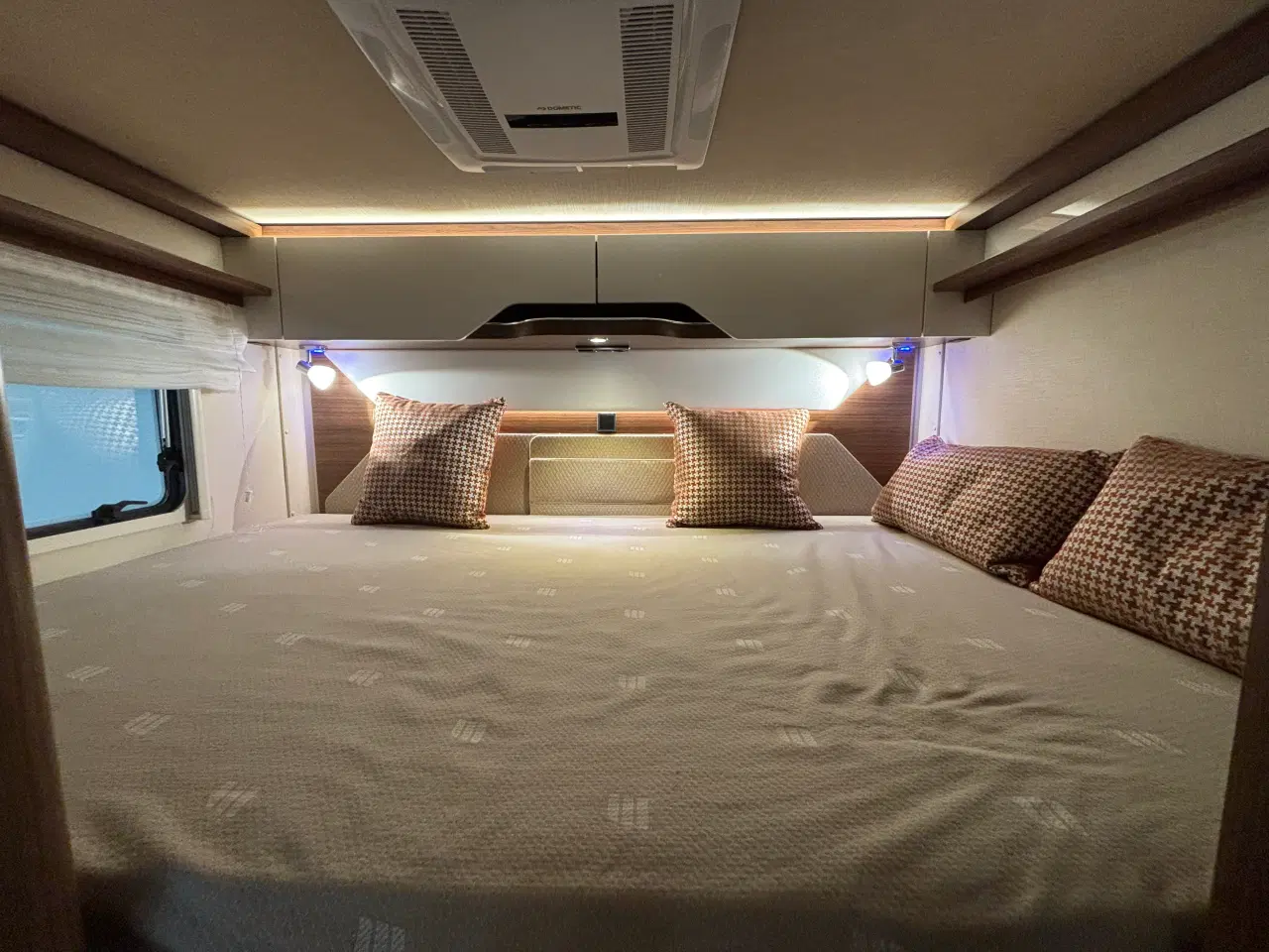 Billede 9 - Autocamper til salg - Hymer BMC T 550 White Line 